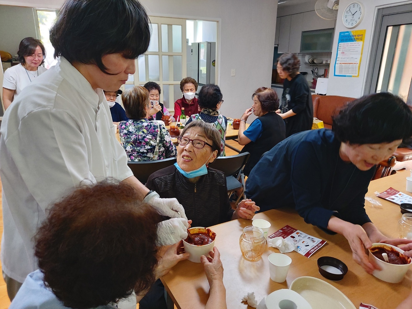 [노인맞춤돌봄] 집단프로그램 '다! 함께 돌봄 요리조리 모여서' 운영